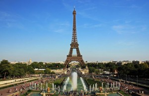 Eiffel_tower-min